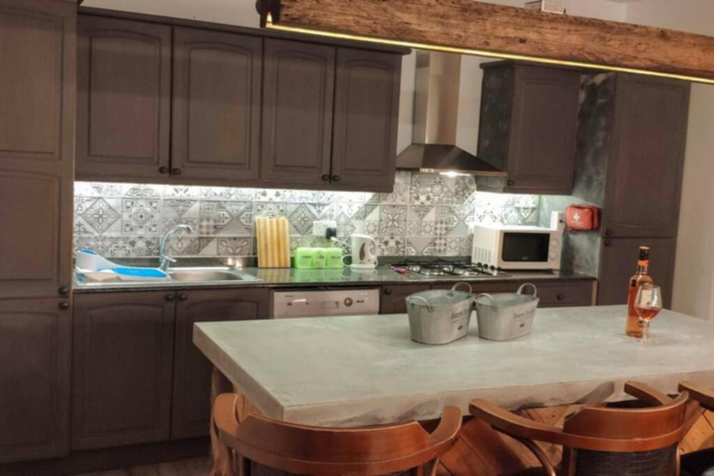 Rebak Place- A Bright & Charming Getaway 마르사스칼라 외부 사진