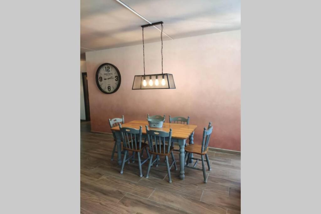 Rebak Place- A Bright & Charming Getaway 마르사스칼라 외부 사진