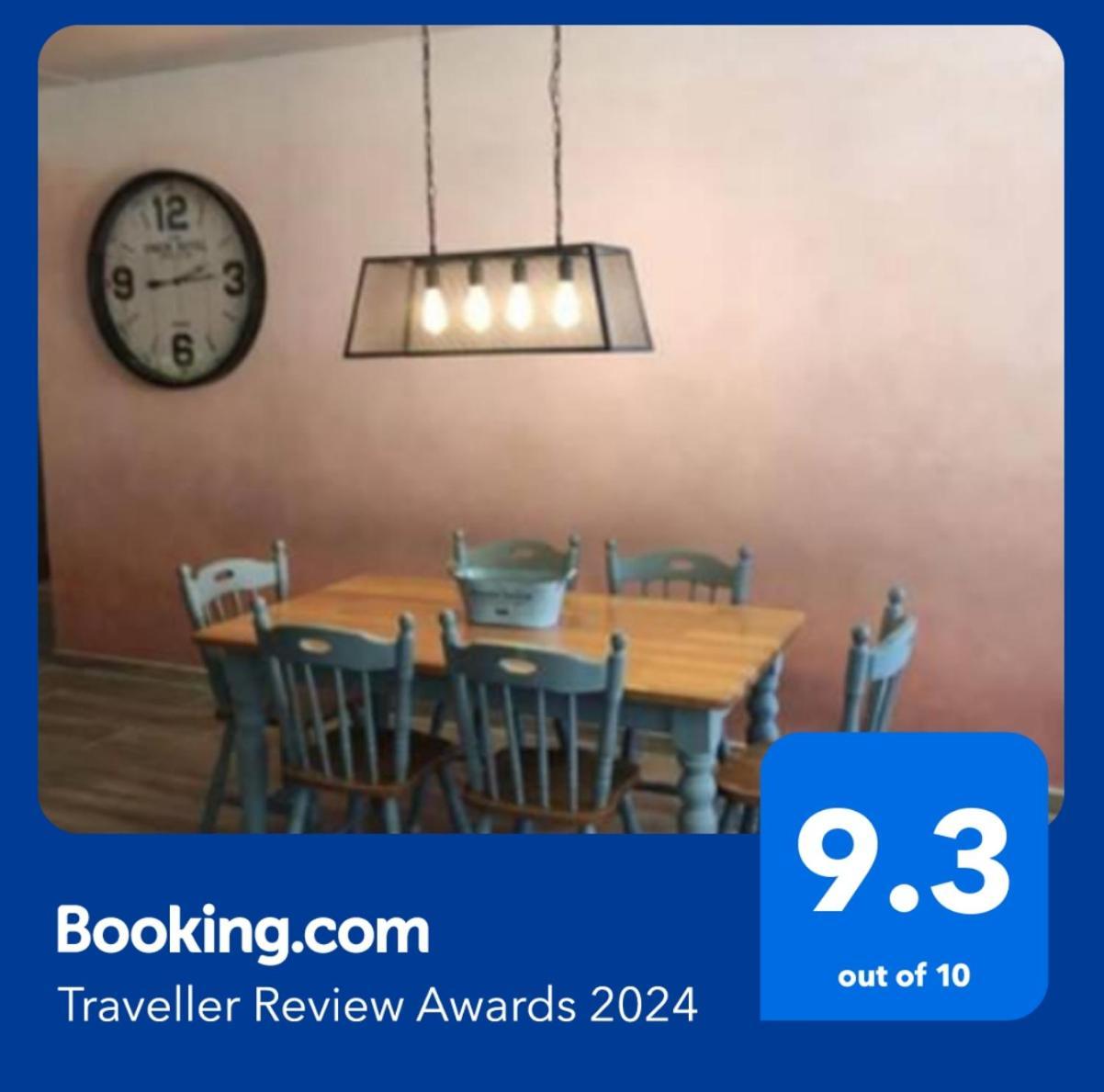 Rebak Place- A Bright & Charming Getaway 마르사스칼라 외부 사진
